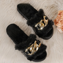 Rasteirinha Pelucia com Corrente