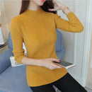 Suéter Feminino Slim de Gola Alta – Malha Fina, Ideal para Meia-Estação