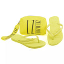 COMPRE Bolsa De Mão + Chinelo E GANHE Necessaire Carteira